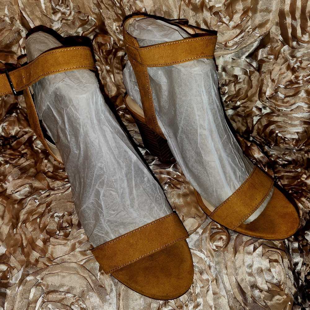 Nine West Tan Suede Heels